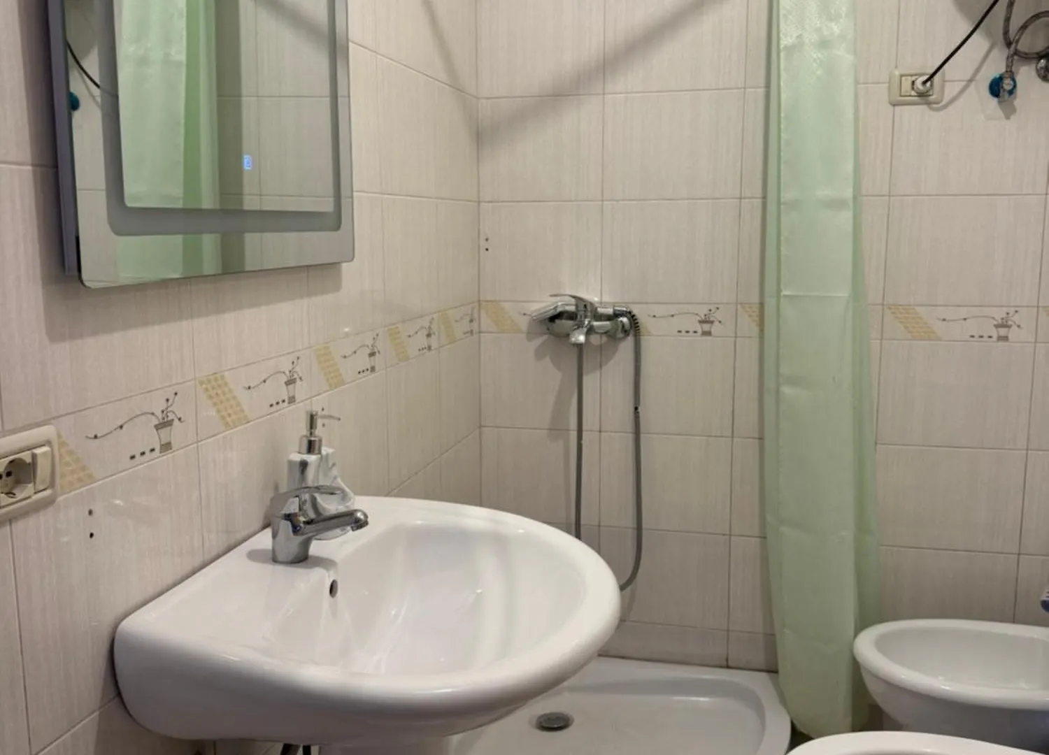 Comfort Apartment City Center 티라나